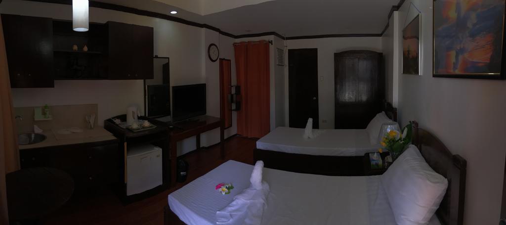 Ranile'S Pension House Cebu Exterior foto